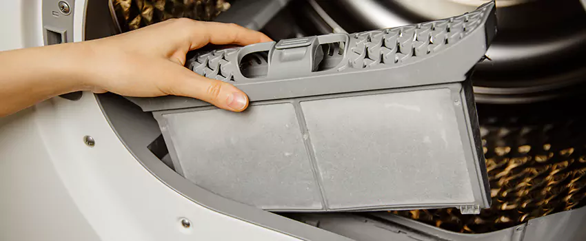 Signs Of A Clogged Dryer Lint Trap in Hopatcong, New Jersey